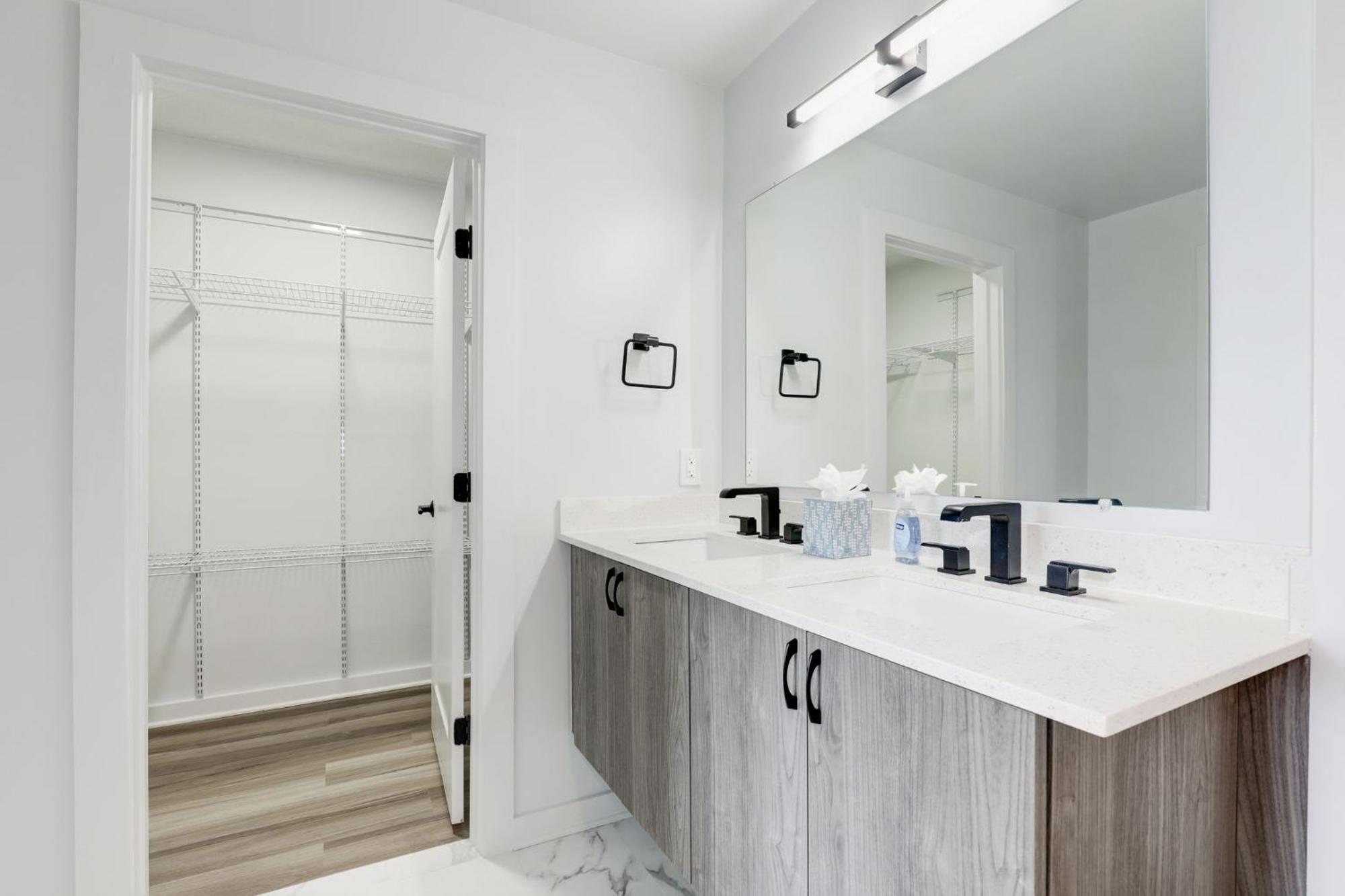 Luxury 3 Bedroom Retreat In Arlington Ngoại thất bức ảnh